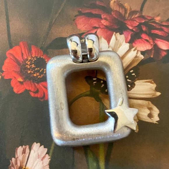 Gorgeous Sterling Silver Statement Piece Pendant - Picture 3 of 12